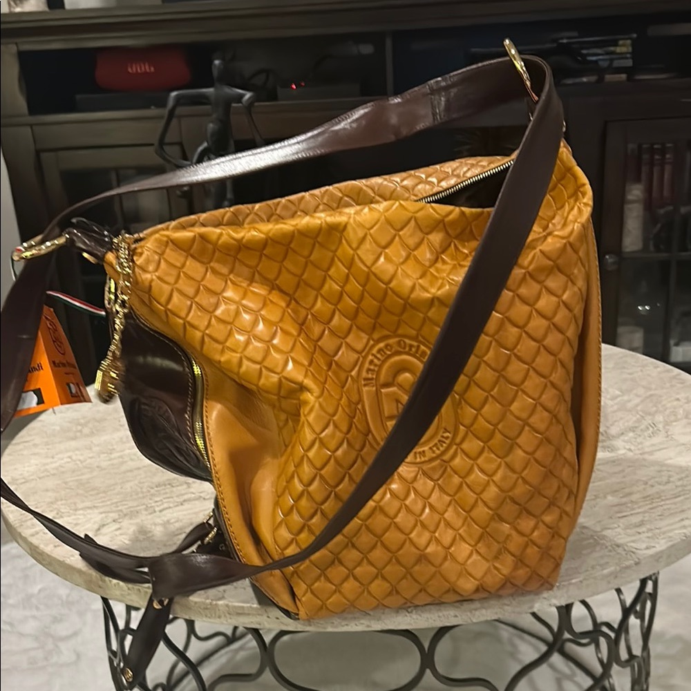 NWT Marino Orlandi Yellow slingback/ backpack shoulder bag w. leather design